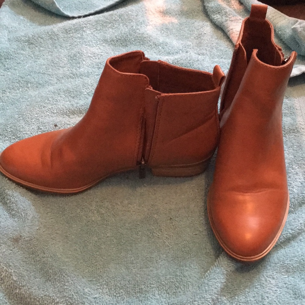 Chaps booties